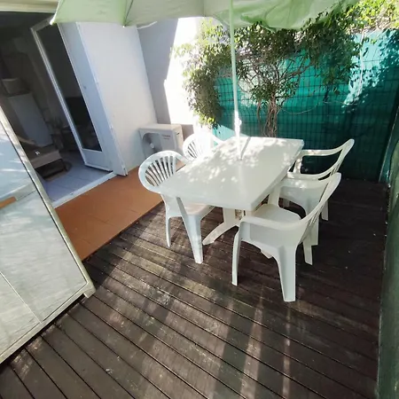 Lägenhet Familiale 4 Pers, Terrasse Et Piscine